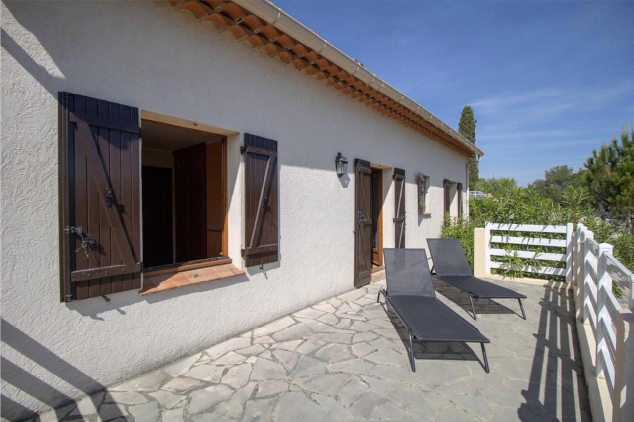 Large Spacious House In Fréjus Exteriér fotografie